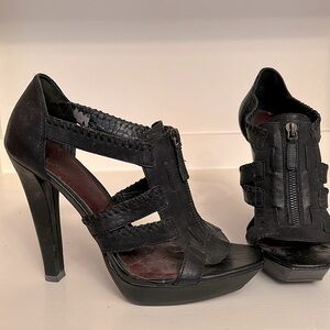 Jessica Simpson. Size 8. Black